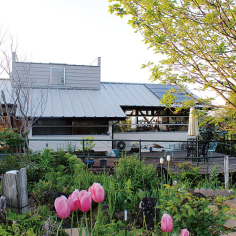 <small>ギャラリー＆カフェ</small>　あそび心