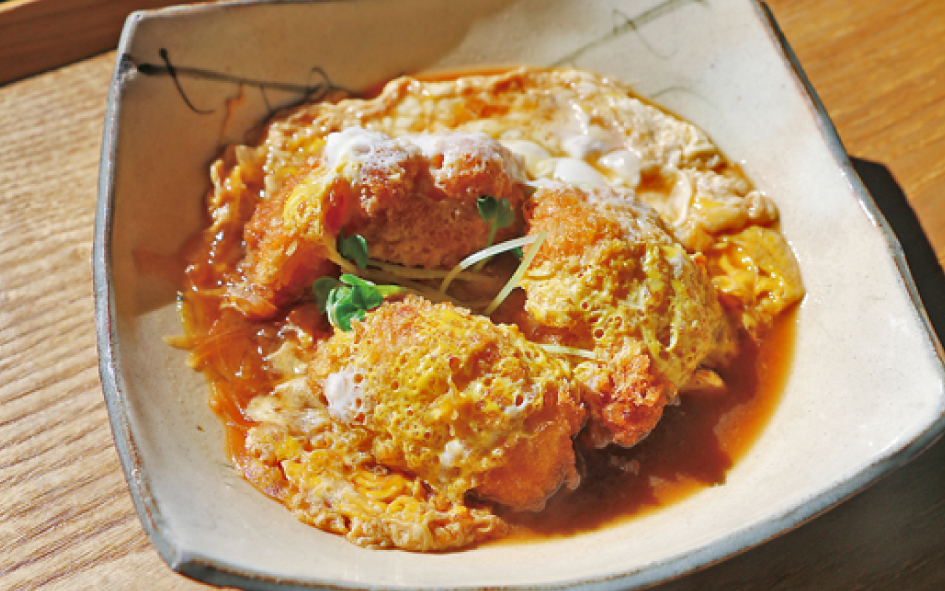 古処鶏ひとくちチキンカツとじ定食